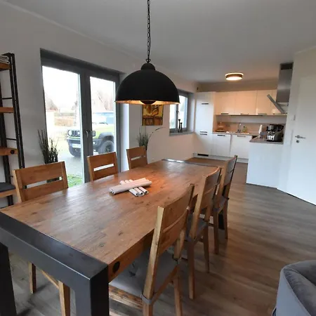 Hébergement de vacances Ferienhaus Cappuccino Auf Der Insel Ruegen Lauterbach (Rugen)
